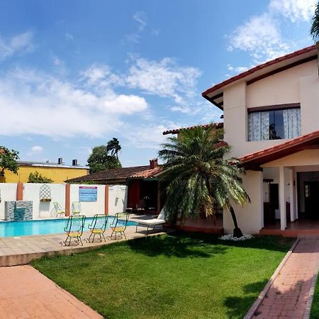 Lili'S Hostel Santa Cruz de La Sierra Zewnętrze zdjęcie