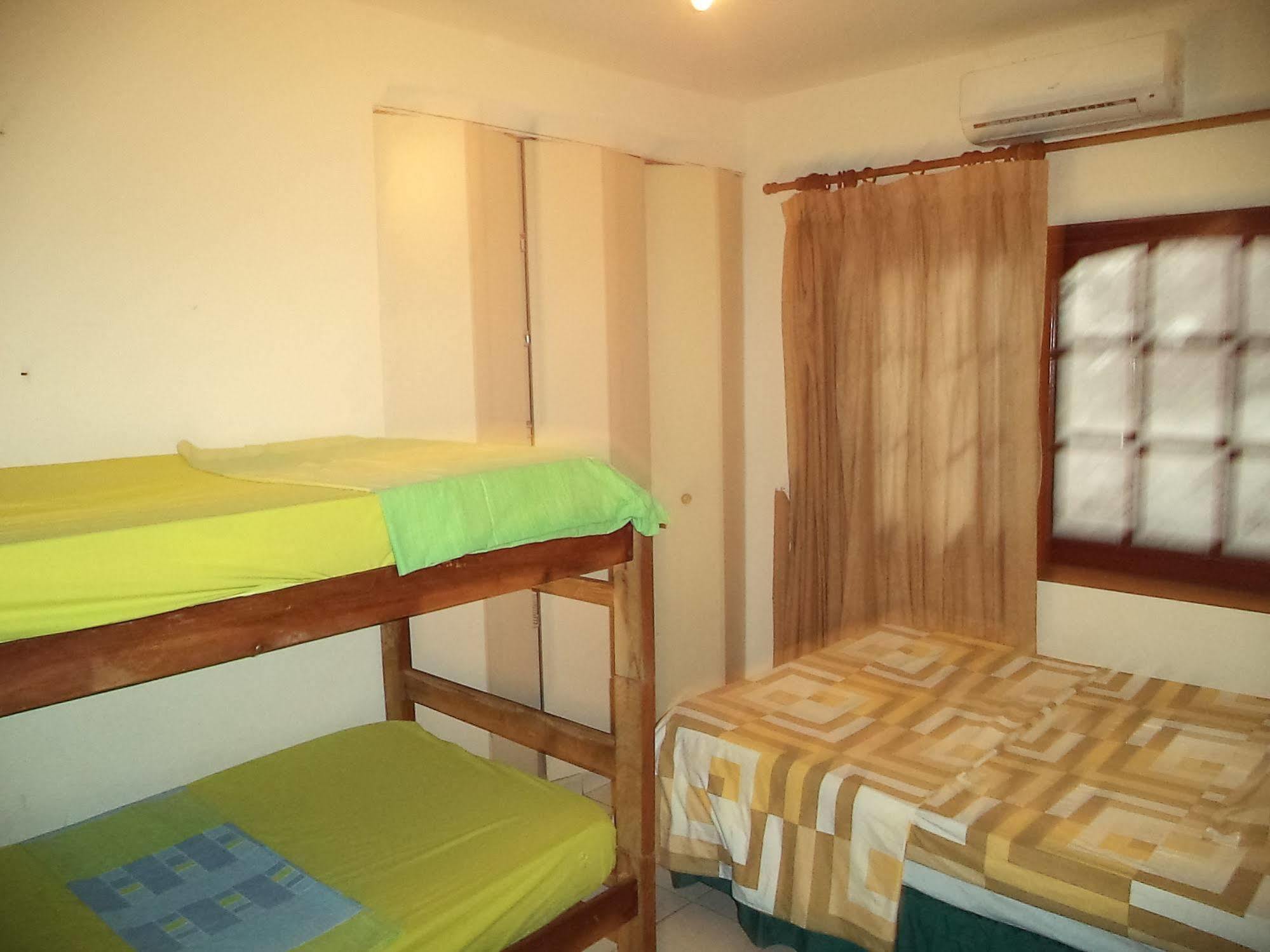 Lili'S Hostel Santa Cruz de La Sierra Zewnętrze zdjęcie